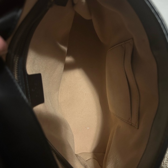 Gucci large Marmont Bag in great condition - Picture 8 of 12